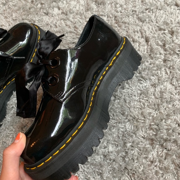 VINTAGE DOC MARTENS LOW TOP - Picture 5 of 8